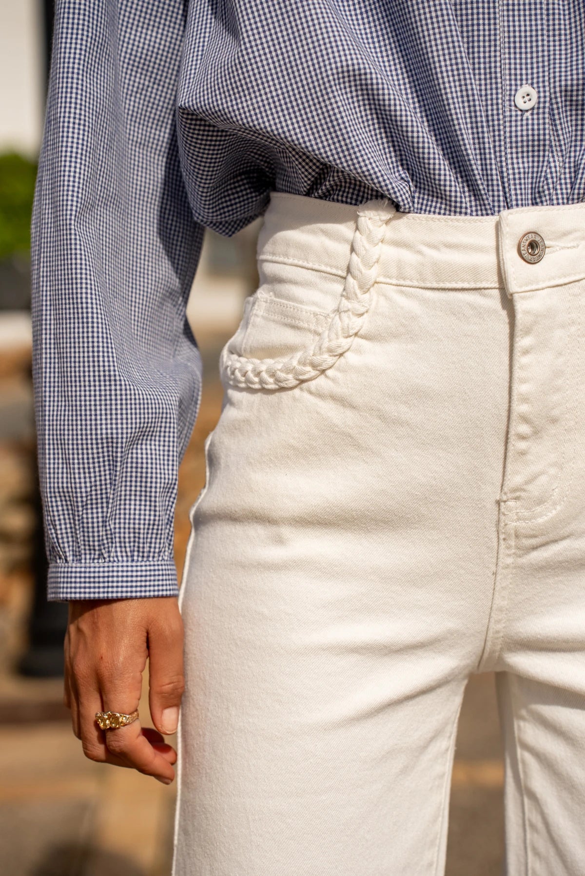 Jeans med flätad detalj - Vit